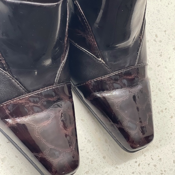 Franco Sarto L-Tapas Moro Turtle Heel.  Size 8.   Excellent Used Condition - Picture 2 of 7